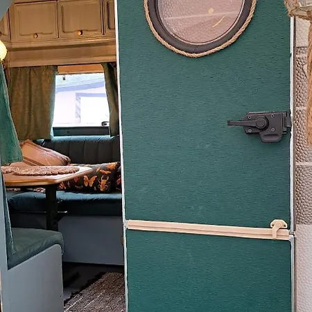 Przyczepa Mumbai Campingplads *