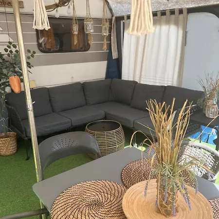 Przyczepa Mumbai Campingplads Jastarnia
